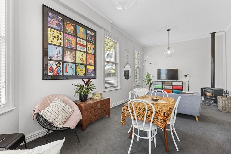 Photo of property in 230b Tinakori Road, Thorndon, Wellington, 6011