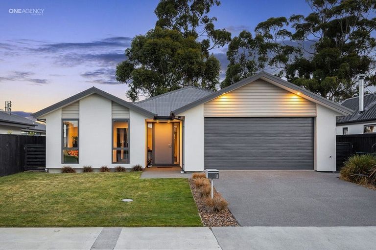 Photo of property in 9 John Raven Lane, Woodend, 7610