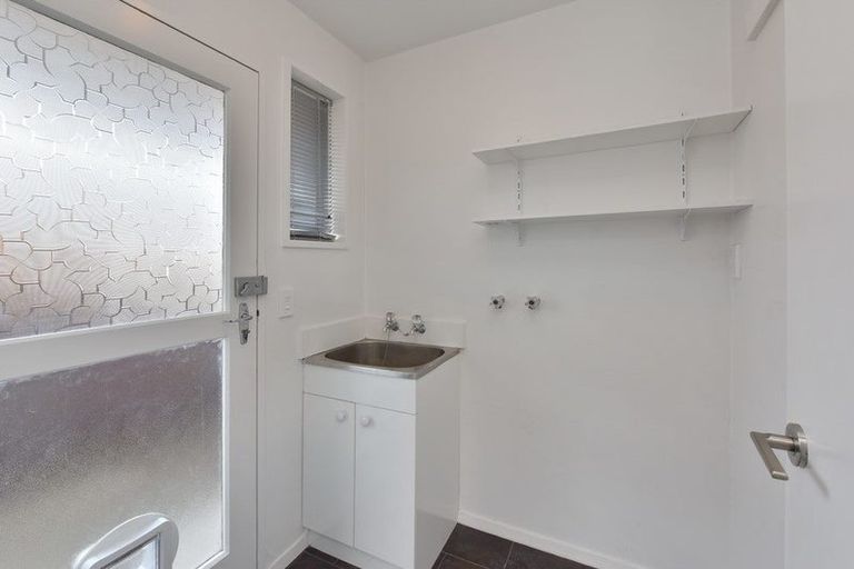 Photo of property in 2/17 Apollo Place, Papanui, Christchurch, 8052