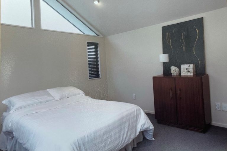 Photo of property in 7a Whitmore Street, Edgeware, Christchurch, 8013