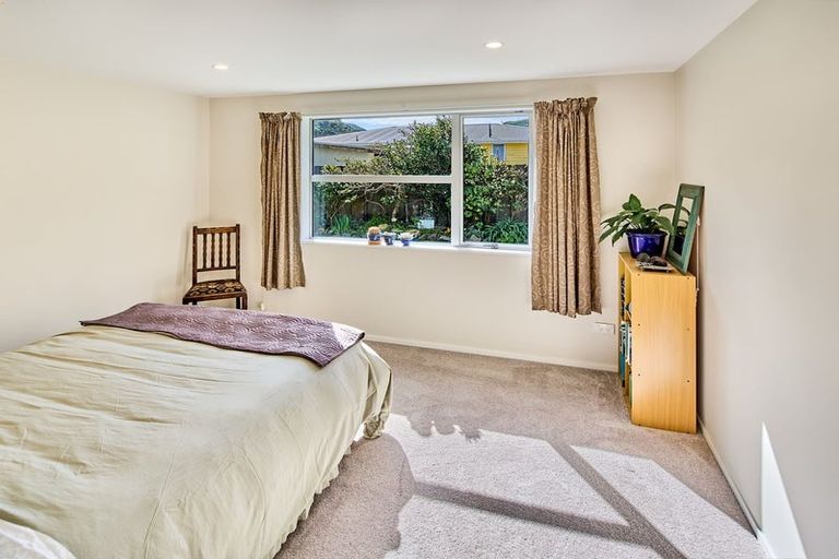 Photo of property in 40 Happy Valley Road, Owhiro Bay, Wellington, 6023