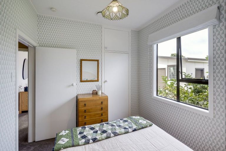 Photo of property in 42 Herrick Street, Marewa, Napier, 4110