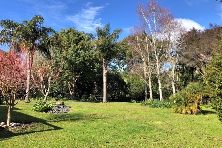 Photo of property in 10 Mission Road, Kerikeri, 0230