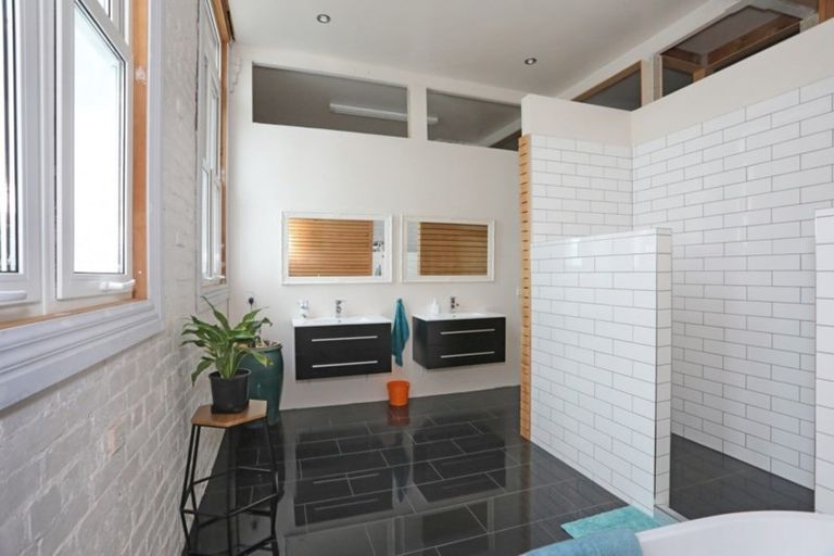 Photo of property in 224 Broadway, Marton, 4710