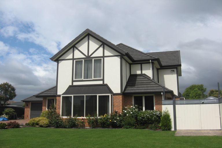 Photo of property in 2 Oaktree Lane, Bishopdale, Christchurch, 8053