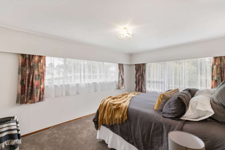 Photo of property in 43 Lawrence Crescent, Hillpark, Auckland, 2102