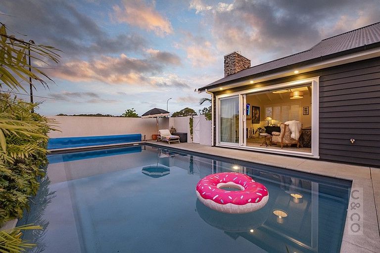 Photo of property in 22 The Landing, Riverhead, 0820