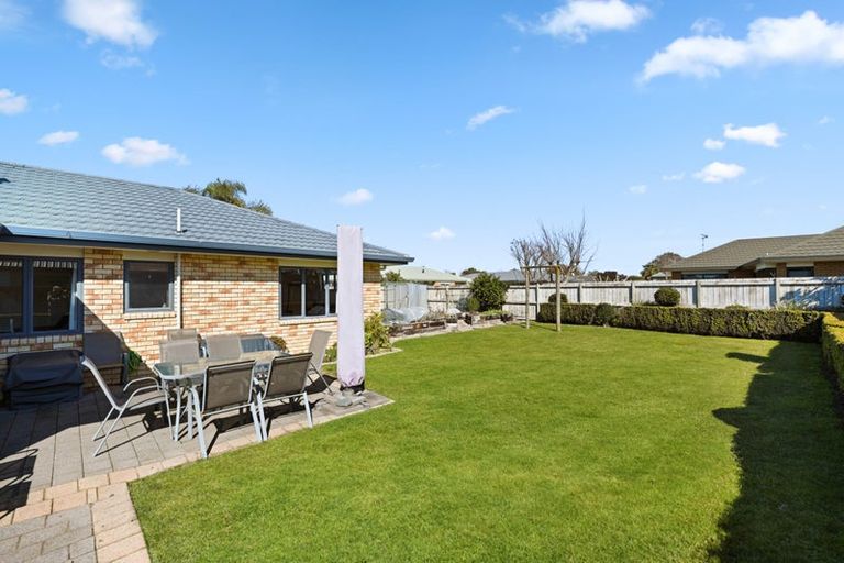 Photo of property in 28 Diomede Glade, Flagstaff, Hamilton, 3210