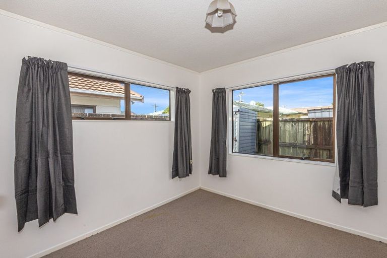 Photo of property in 5a Mains Avenue, Kensington, Whangarei, 0112