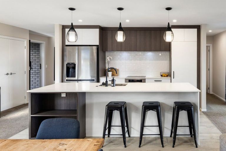 Photo of property in 15 Hyatt Close, Leamington, Cambridge, 3432