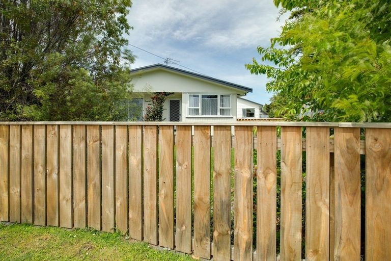 Photo of property in 8 Rimu Place, Taradale, Napier, 4112