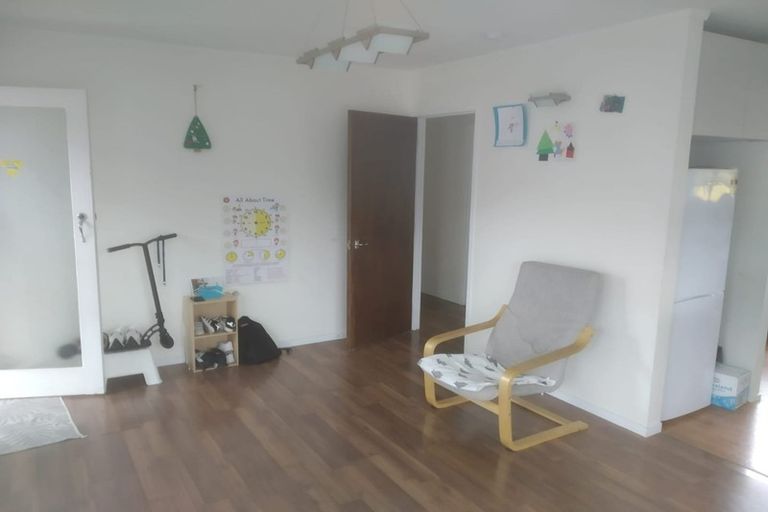 Photo of property in 1/13 Mannering Place, Hillcrest, Auckland, 0627