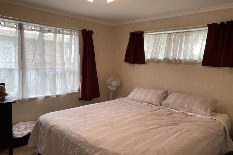 Photo of property in 4 Normanby Street, Fitzroy, New Plymouth, 4312