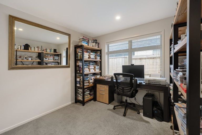 Photo of property in 5 Hanlow Place, Pyes Pa, Tauranga, 3112