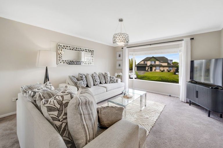 Photo of property in 34 Ambleside Drive, Northpark, Auckland, 2013
