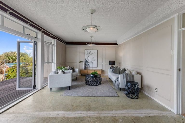 Photo of property in 10a Jaemont Avenue, Te Atatu South, Auckland, 0610