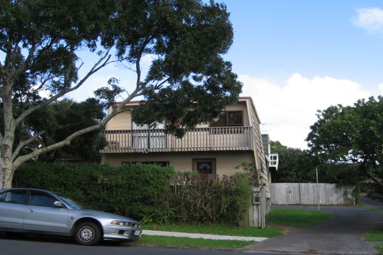 Photo of property in 2/21 Butley Drive, Farm Cove, Auckland, 2012