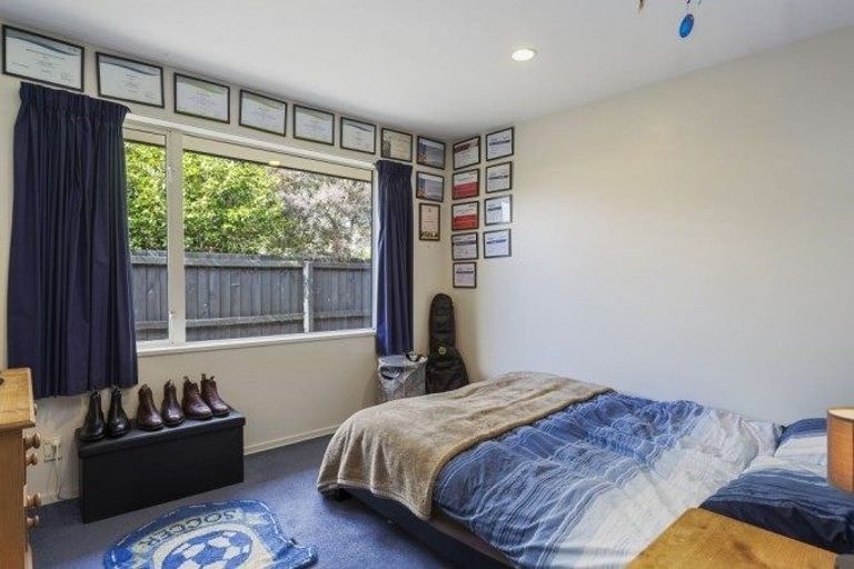 Photo of property in 4 Cobden Place, Woodend, 7610