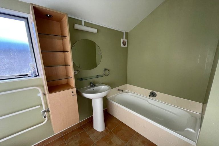 Photo of property in 21 Haven Drive, East Tamaki, Auckland, 2013