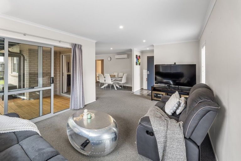 Photo of property in 269 Lakes Boulevard, Pyes Pa, Tauranga, 3112