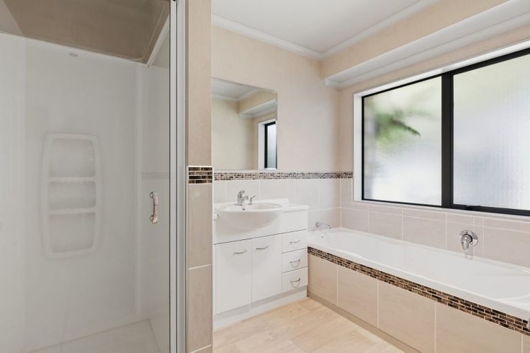 Photo of property in 15 Ashgrove Place, Ohauiti, Tauranga, 3112