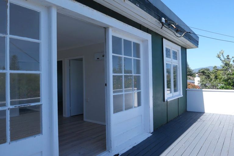 Photo of property in 5 Allen Road, Raumati Beach, Paraparaumu, 5032