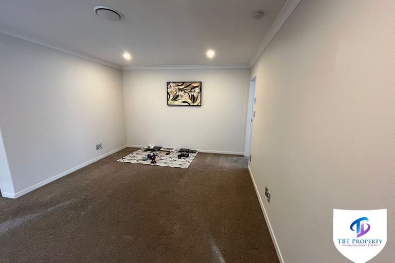Photo of property in 69 Rosewell Crescent, Flat Bush, Auckland, 2019