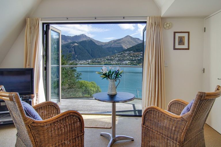 Photo of property in 615 Peninsula Road, Kelvin Heights, Queenstown, 9300