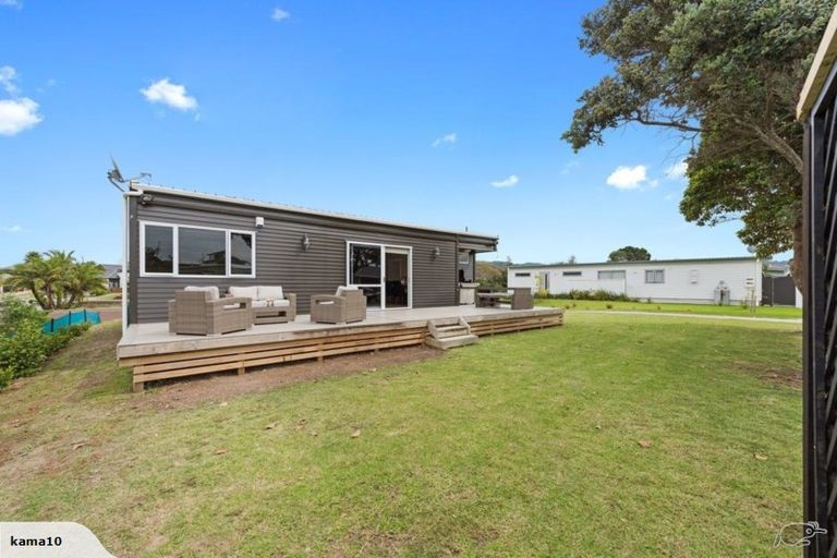 Photo of property in 588 Waterways Parade, Pauanui, Hikuai, 3579