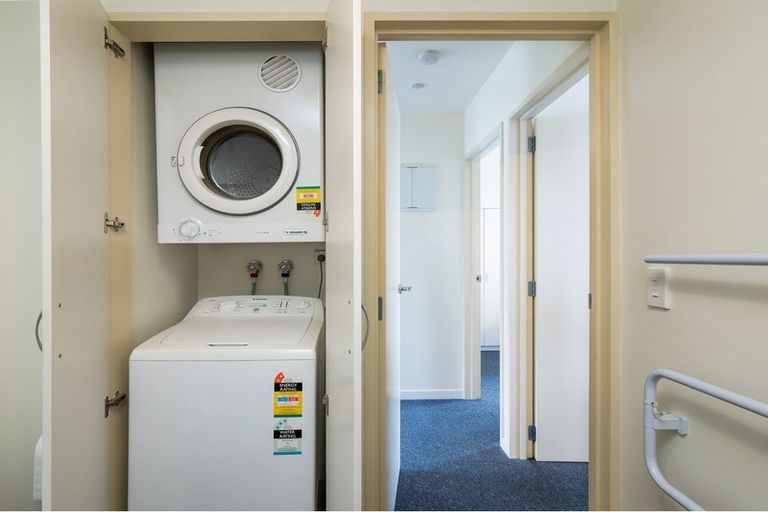 Photo of property in 28/30 Mathesons Road, Phillipstown, Christchurch, 8011