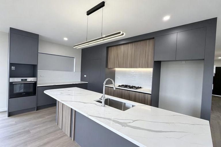 Photo of property in 3 Toporoa Street, Karaka, 2113