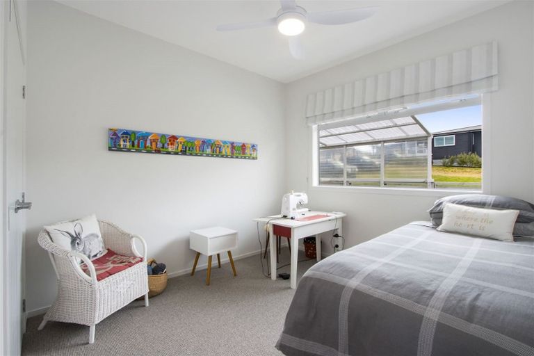 Photo of property in 22 Tohora View, Waihi Beach, 3611