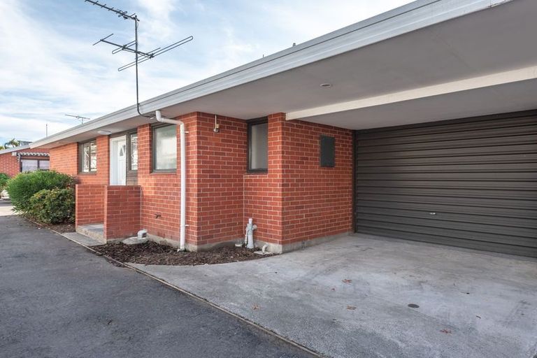 Photo of property in 2/61 Caledonian Road, St Albans, Christchurch, 8014