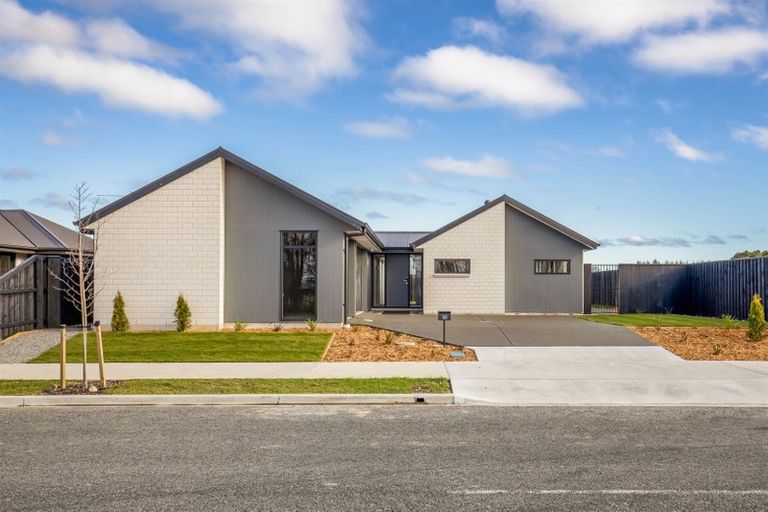 Photo of property in 163 Townsend Road, Rangiora, 7400