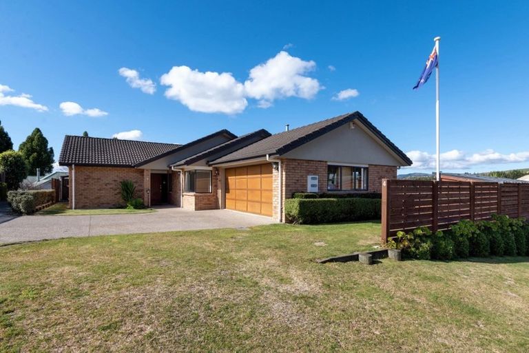 Photo of property in 4 Florey Heights, Springfield, Rotorua, 3015