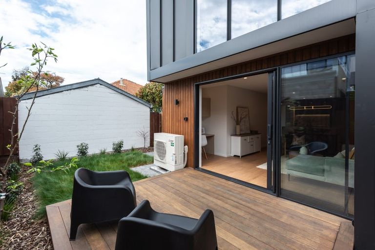 Photo of property in 3/74 Caledonian Road, St Albans, Christchurch, 8014