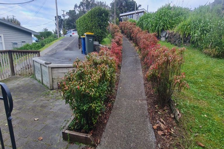 Photo of property in 44 Exmouth Road, Northcote, Auckland, 0627