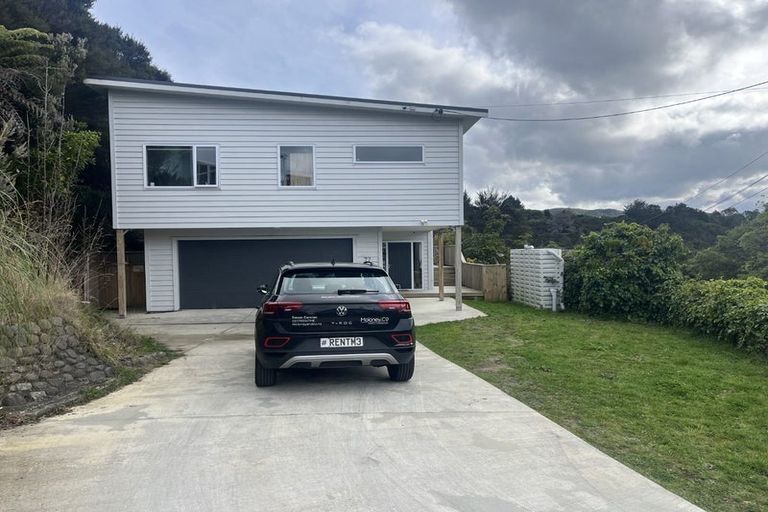Photo of property in 77 Logie Street, Stokes Valley, Lower Hutt, 5019