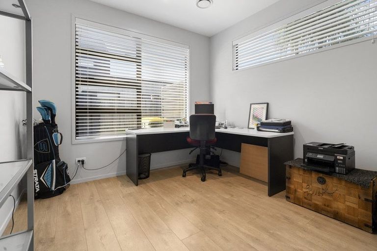 Photo of property in 67 Milano Boulevard, Karaka, Papakura, 2113