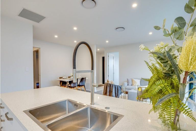 Photo of property in 8 Glengael Drive, Halswell, Christchurch, 8025