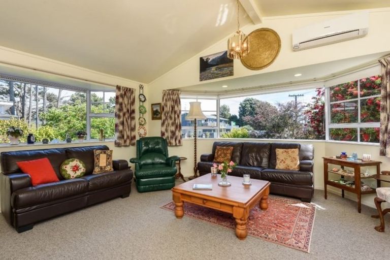 Photo of property in 7 Hodgkins Road, Waikanae Beach, Waikanae, 5036