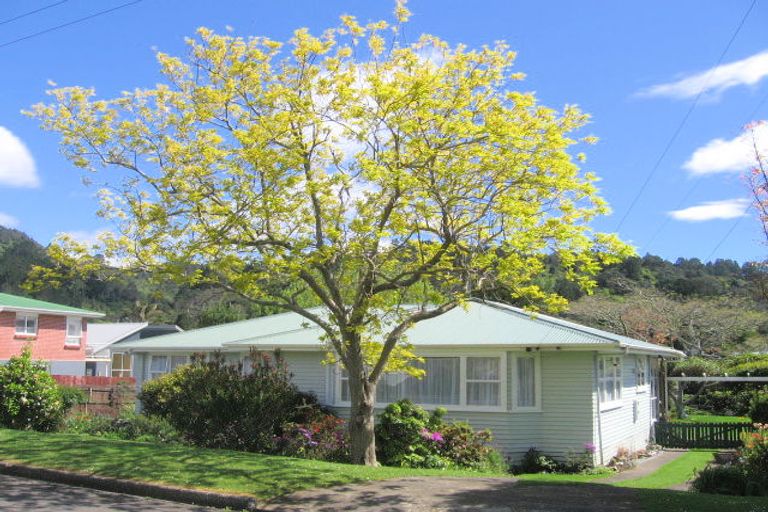 Photo of property in 20 Fyfe Road, Waihi Beach, 3611