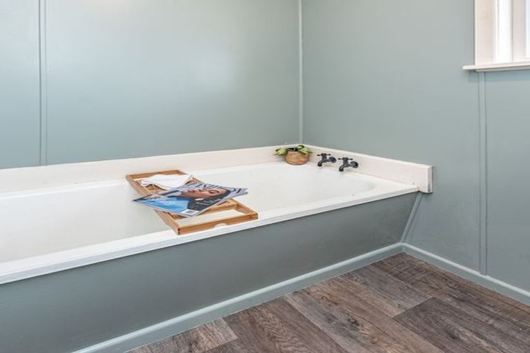 Photo of property in 12 Durham Road, Springvale, Whanganui, 4501