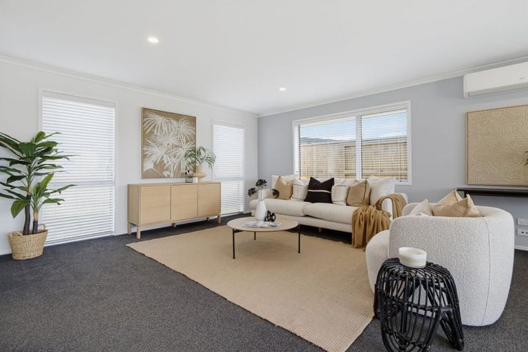Photo of property in 47 Kotiate Street, Papamoa, 3118