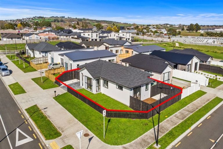 Photo of property in 28 Jutland Road, Pukekohe, 2120