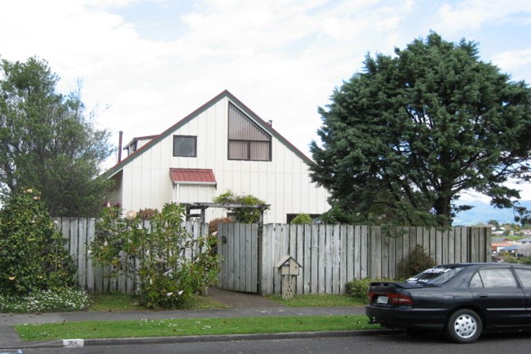 Photo of property in 9 Ballantrae Place, Highlands Park, New Plymouth, 4312