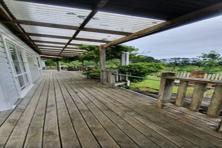 Photo of property in 27 George Street, Eltham, 4322