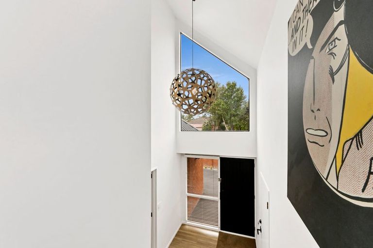 Photo of property in 9 Clyde Road, Upper Riccarton, Christchurch, 8041