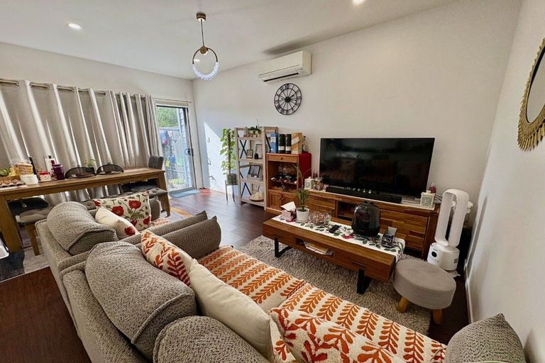 Photo of property in 3 Pasla Close, Papakura, 2110