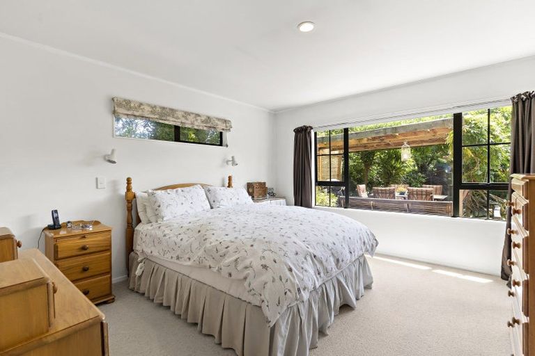 Photo of property in 37 Regent Street, Martinborough, 5711